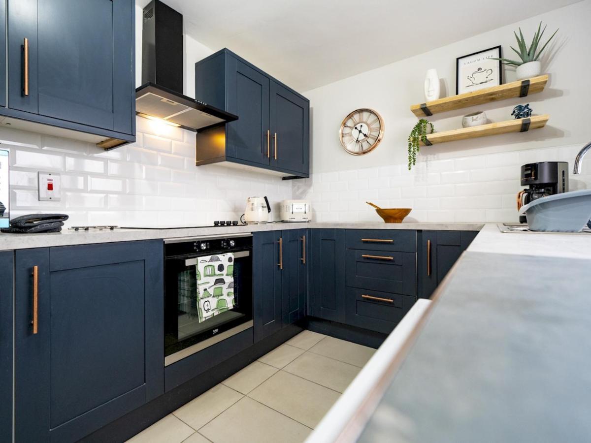 Pass The Keys 58 Lw Ave Stunning 2Br Terrace Top Location Lots Nearby เบลฟาสต์ ภายนอก รูปภาพ